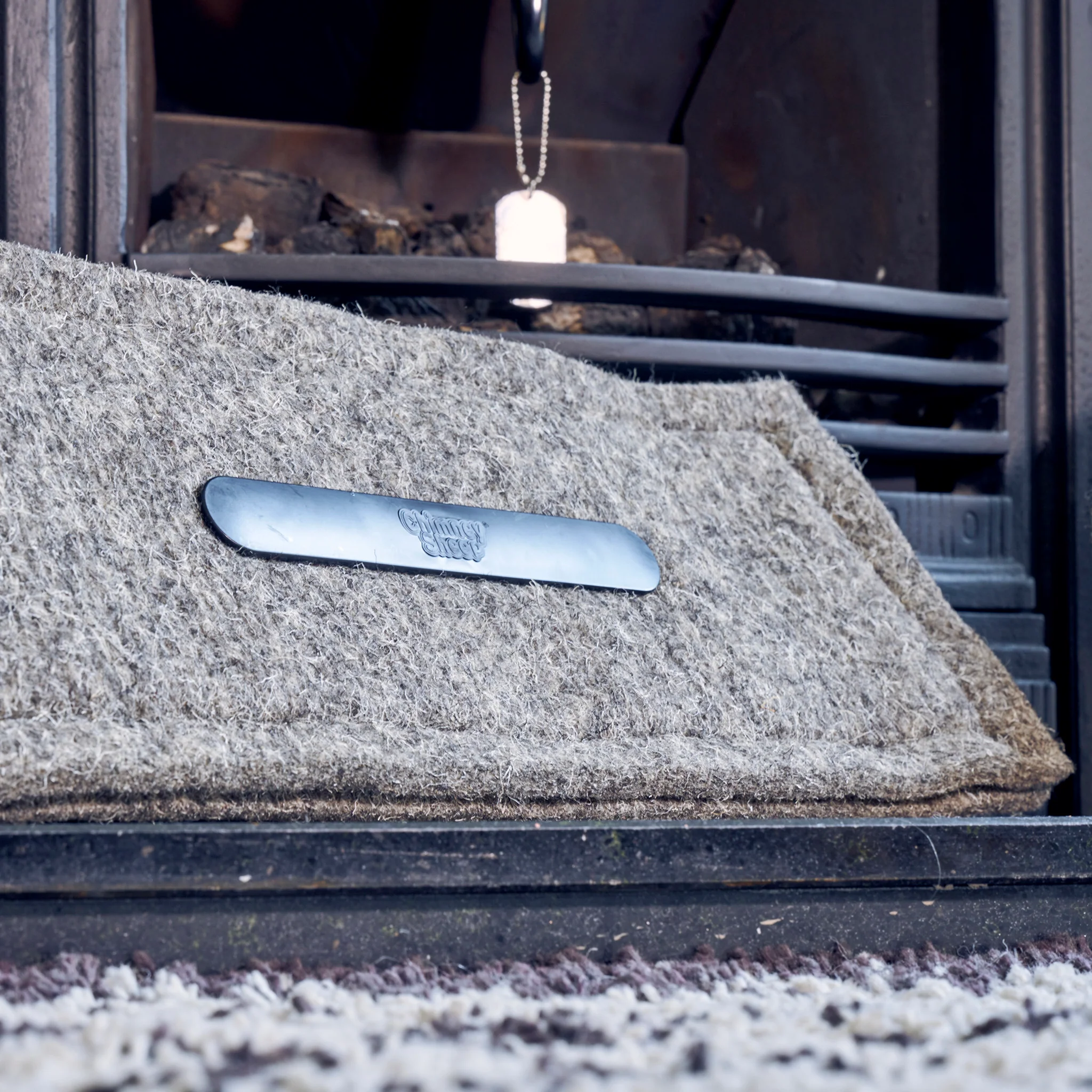 Chimney Sheep® Chimney Draught Excluder – Oblong 14″ x 28″ (36cm x 71cm) - Image 5